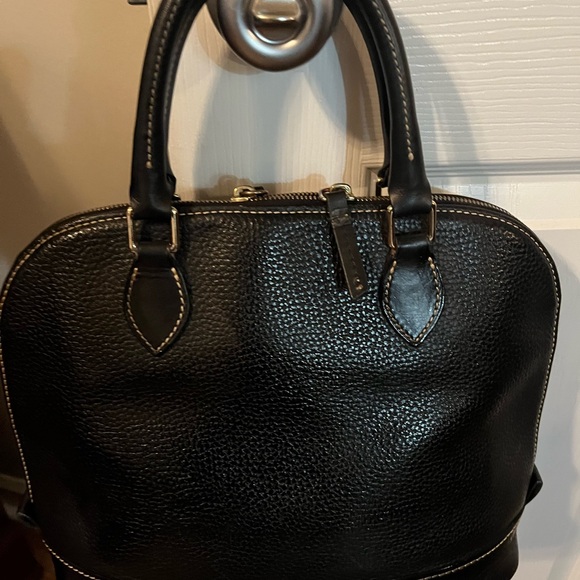 Dooney &Bourque satchel bag - Picture 2 of 5